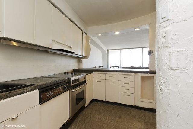 300 N State Street 3228, Chicago, IL 60654