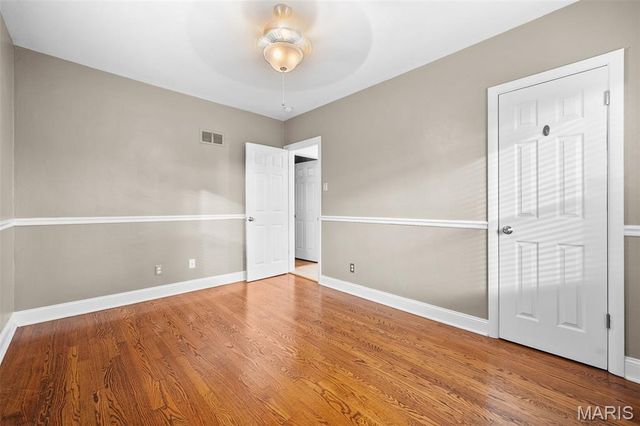 534 Kirkshire Drive, Kirkwood, MO 63122