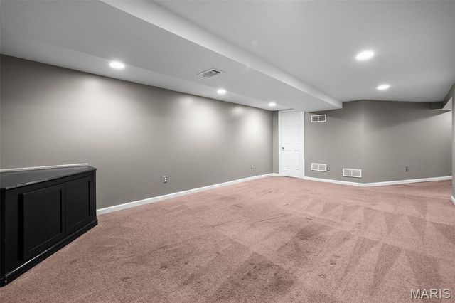 534 Kirkshire Drive, Kirkwood, MO 63122