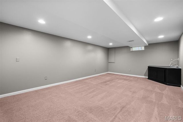 534 Kirkshire Drive, Kirkwood, MO 63122