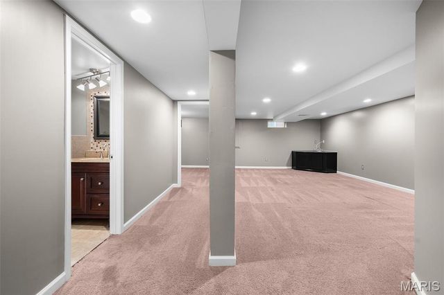 534 Kirkshire Drive, Kirkwood, MO 63122