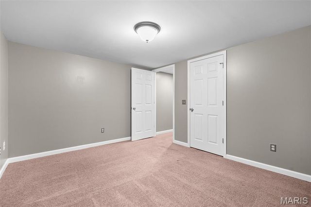 534 Kirkshire Drive, Kirkwood, MO 63122