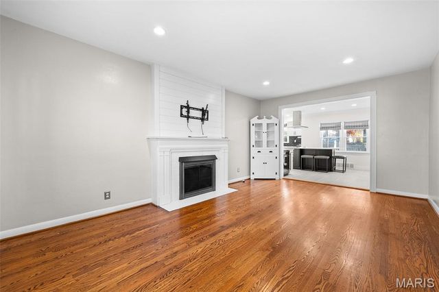 534 Kirkshire Drive, Kirkwood, MO 63122