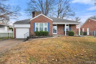 534 Kirkshire Drive, Kirkwood, MO 63122