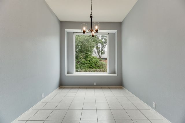 828 Abbots Lane, Denton, TX 76205