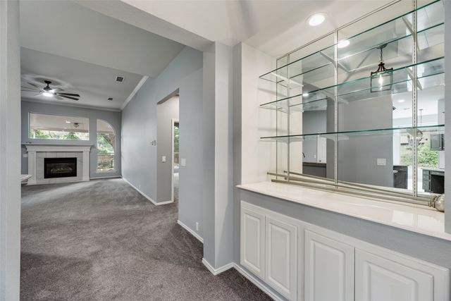 828 Abbots Lane, Denton, TX 76205