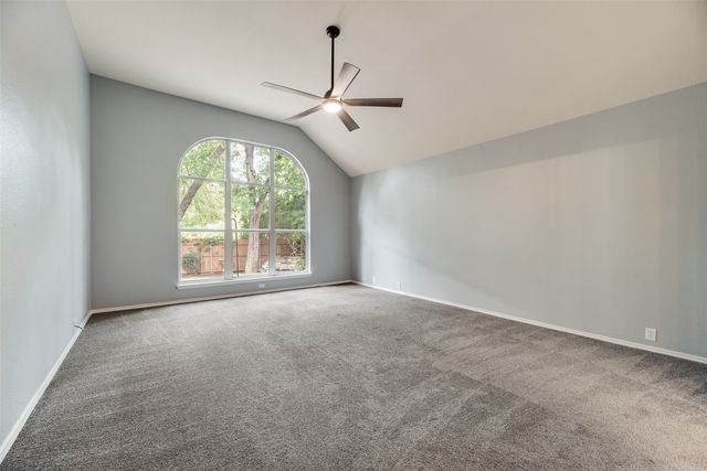 828 Abbots Lane, Denton, TX 76205