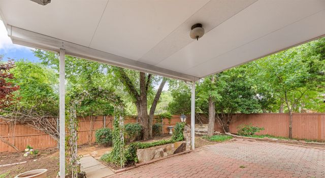828 Abbots Lane, Denton, TX 76205