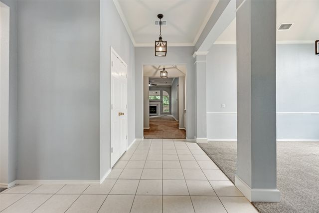 828 Abbots Lane, Denton, TX 76205