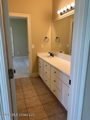 2 Greenhead Lane, Raymond, MS 39154