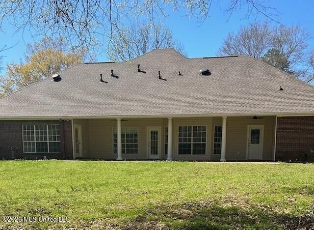 2 Greenhead Lane, Raymond, MS 39154