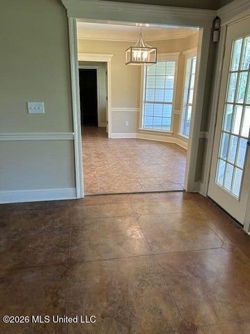 2 Greenhead Lane, Raymond, MS 39154