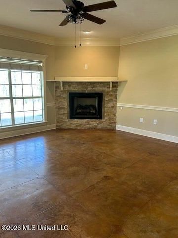 2 Greenhead Lane, Raymond, MS 39154