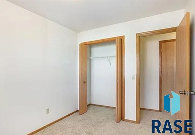 2805 E Bragstad Dr Drive, Sioux Falls, SD 57101