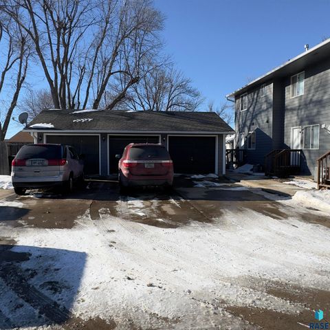 2805 E Bragstad Dr Drive, Sioux Falls, SD 57101