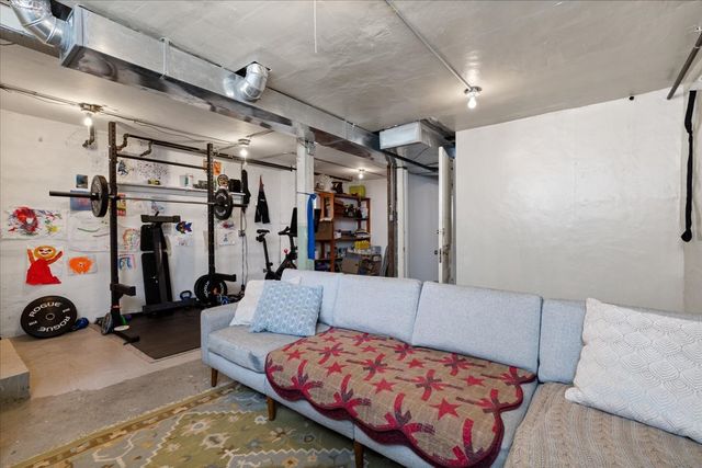 2735 N Ridgeway Avenue, Chicago, IL 60647
