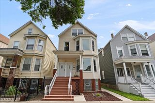2735 N Ridgeway Avenue, Chicago, IL 60647