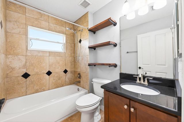 116 W 5TH STREET, Chuluota, FL 32766