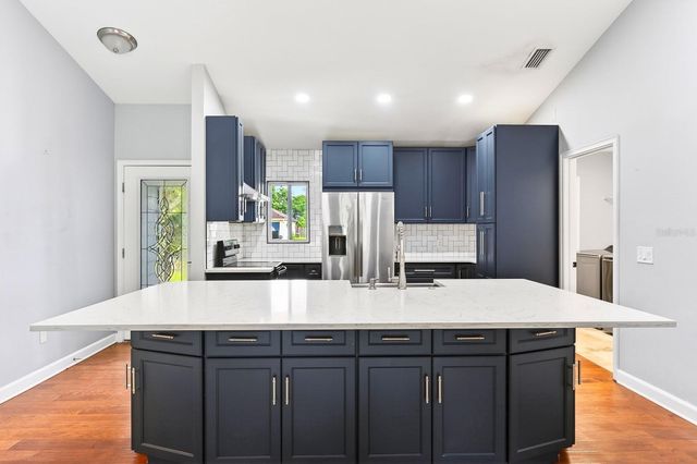 116 W 5TH STREET, Chuluota, FL 32766