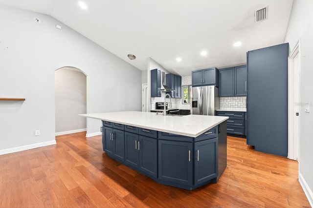 116 W 5TH STREET, Chuluota, FL 32766