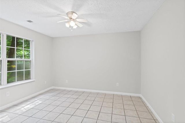 4652 Grove Court, Acworth, GA 30101
