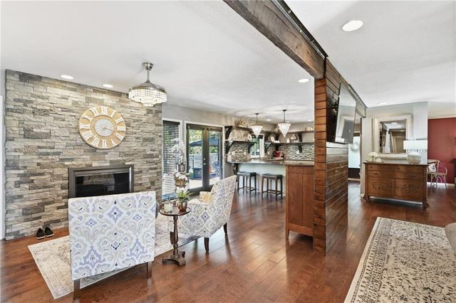 14408 Berkshire Drive, Independence, MO 64055
