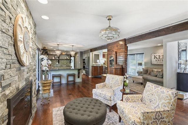 14408 Berkshire Drive, Independence, MO 64055