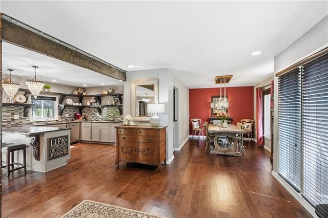 14408 Berkshire Drive, Independence, MO 64055