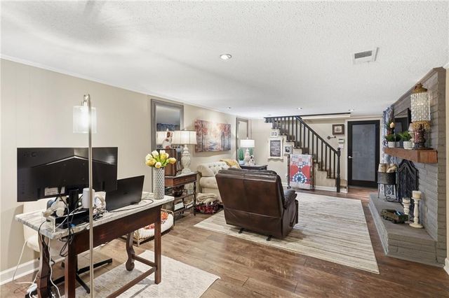 14408 Berkshire Drive, Independence, MO 64055