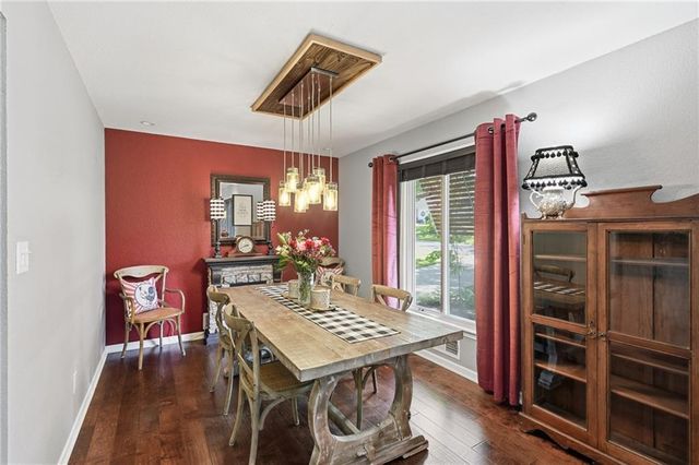 14408 Berkshire Drive, Independence, MO 64055