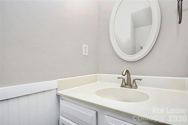 8203 Golf Ridge Drive, Charlotte, NC 28277