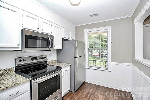 8203 Golf Ridge Drive, Charlotte, NC 28277