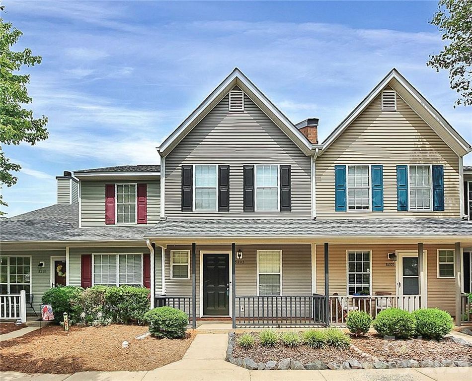 8203 Golf Ridge Drive, Charlotte, NC 28277