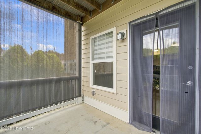 6520 Brook Bend Way 102, Louisville, KY 40229