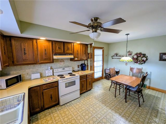 129 Dahlgreen Place, North Tonawanda, NY 14120