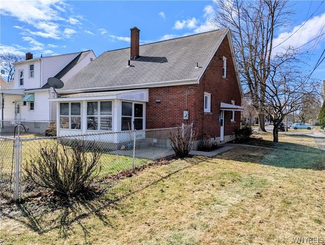 129 Dahlgreen Place, North Tonawanda, NY 14120