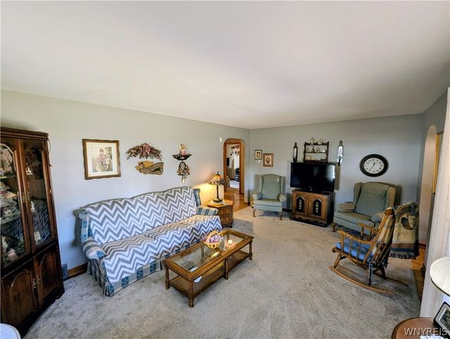 129 Dahlgreen Place, North Tonawanda, NY 14120