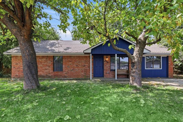 204 Jackilu Street, Sanger, TX 76266