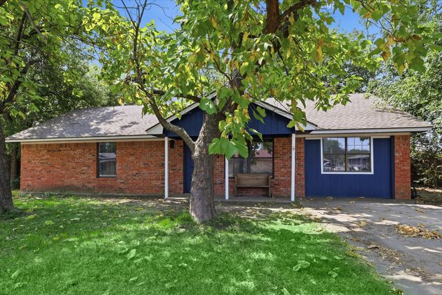 204 Jackilu Street, Sanger, TX 76266