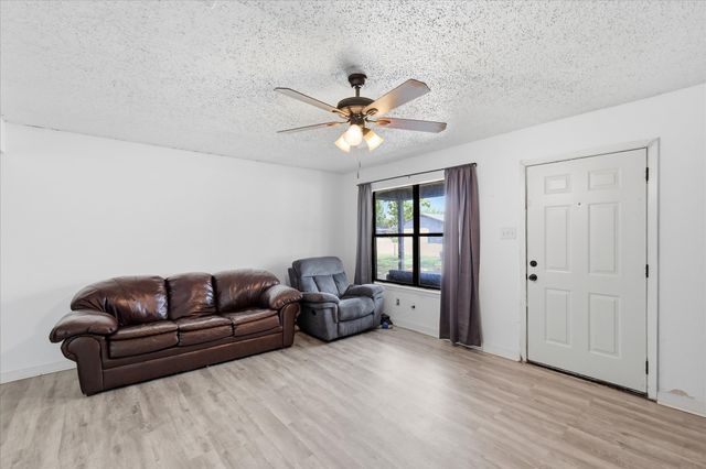 204 Jackilu Street, Sanger, TX 76266
