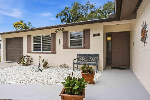 3718 WOODMONT DRIVE, Sarasota, FL 34232