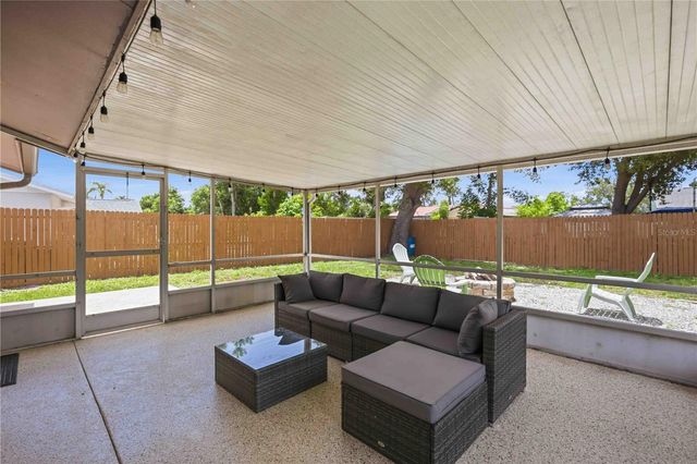 3718 WOODMONT DRIVE, Sarasota, FL 34232