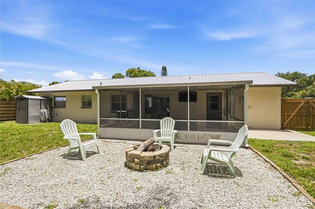 3718 WOODMONT DRIVE, Sarasota, FL 34232
