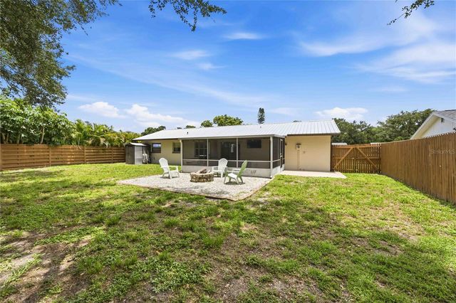 3718 WOODMONT DRIVE, Sarasota, FL 34232