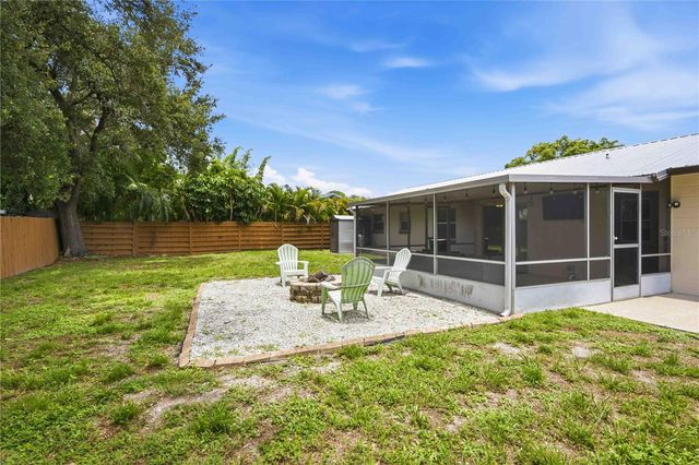 3718 WOODMONT DRIVE, Sarasota, FL 34232