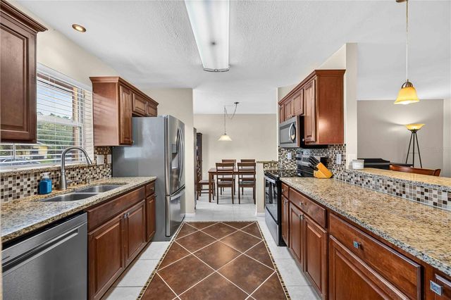 3718 WOODMONT DRIVE, Sarasota, FL 34232