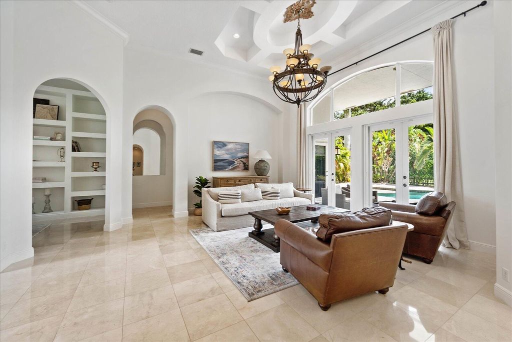 Image 7 of property listing at 12486 Equine Lane, Wellington, FL 33414