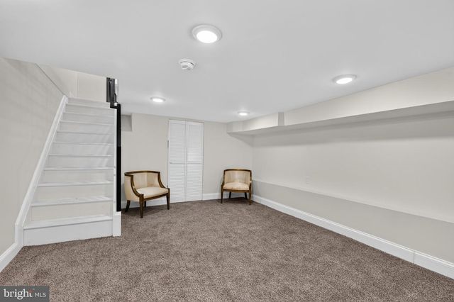2005 W GIRARD AVE, Philadelphia, PA 19130