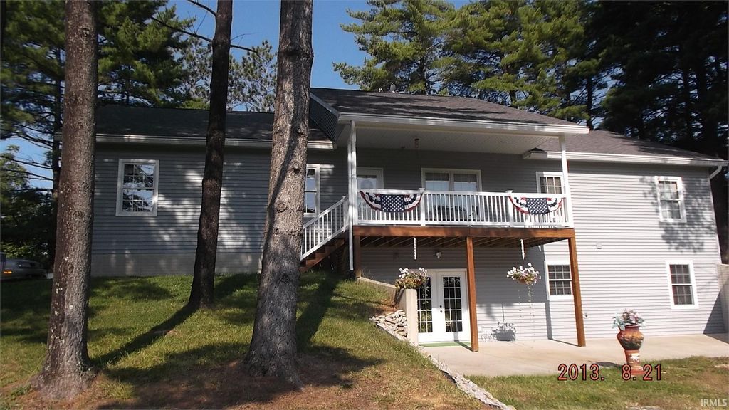 2185 N Hartstrait Road, Bloomington, IN 47404