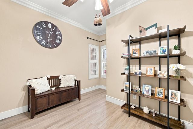 12600 Stablegate Drive, Bakersfield, CA 93312